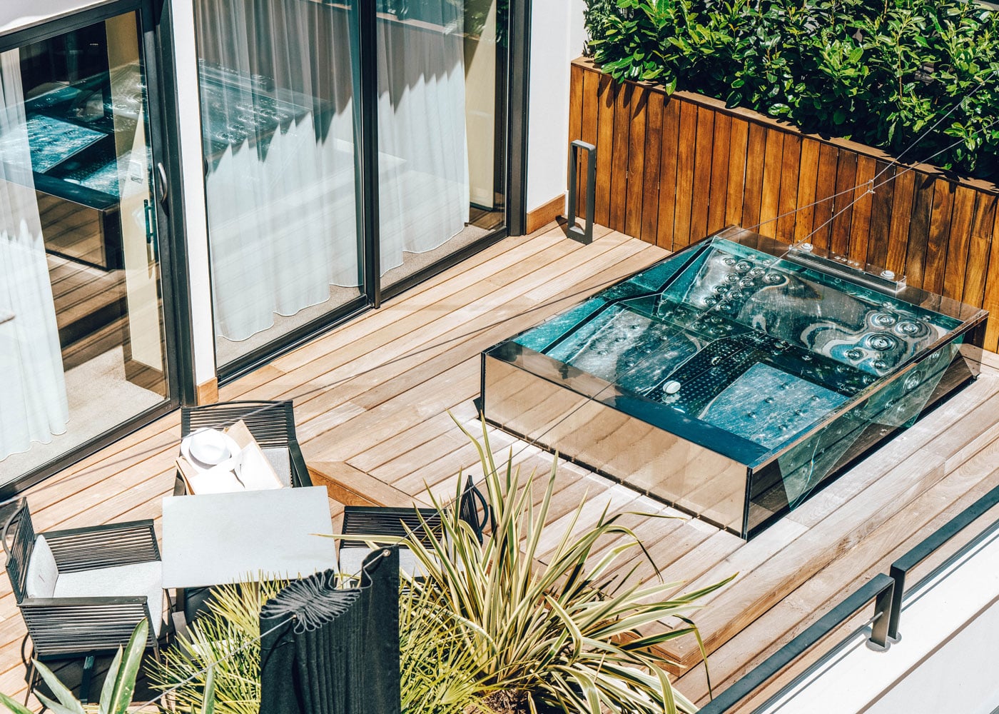 Confinez-moi-ici-Five-Seas-Hotel-Cannes-Suite-Terrasse