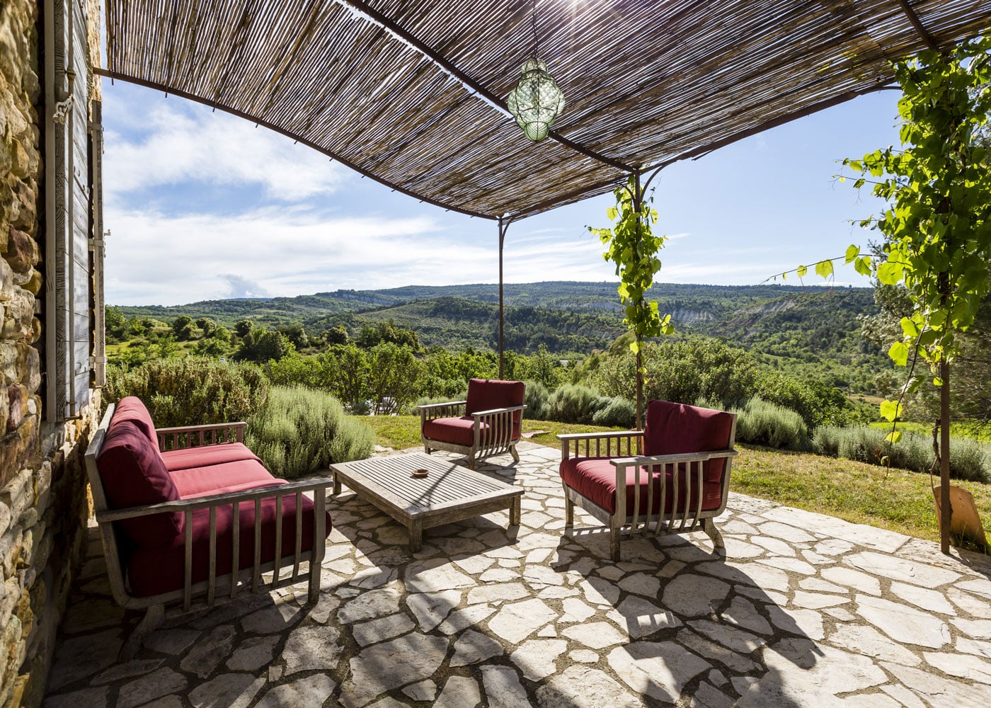 Confinez-moi-ici-Hameau-Les-Davids-Hameau-de-Cournille-Luberon