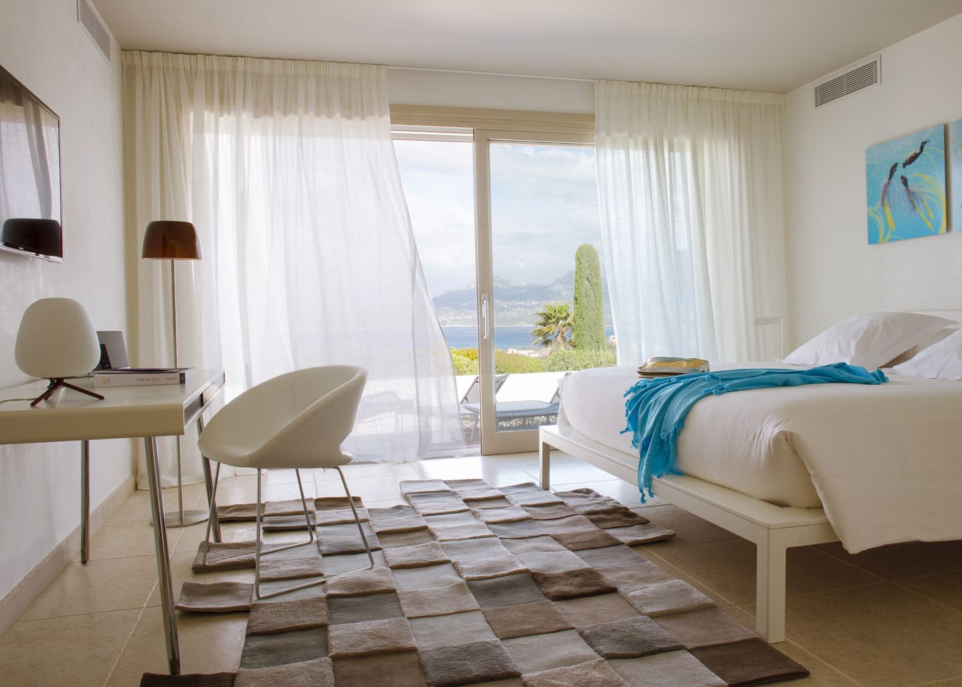 Confinez-moi-ici-Hotel-La-Villa-Calvi-Relais-Chateaux