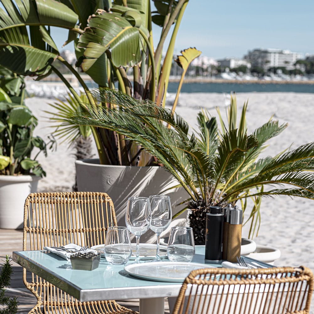 La cuisine gastronomique de Stéphanie Le Quellec, la cheffe du Hyde Beach Le Grand Hôtel Cannes.