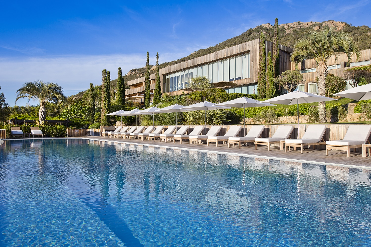 Hotel-Casadelmar-Porto-vecchio-piscine-©-Serge-Detalle