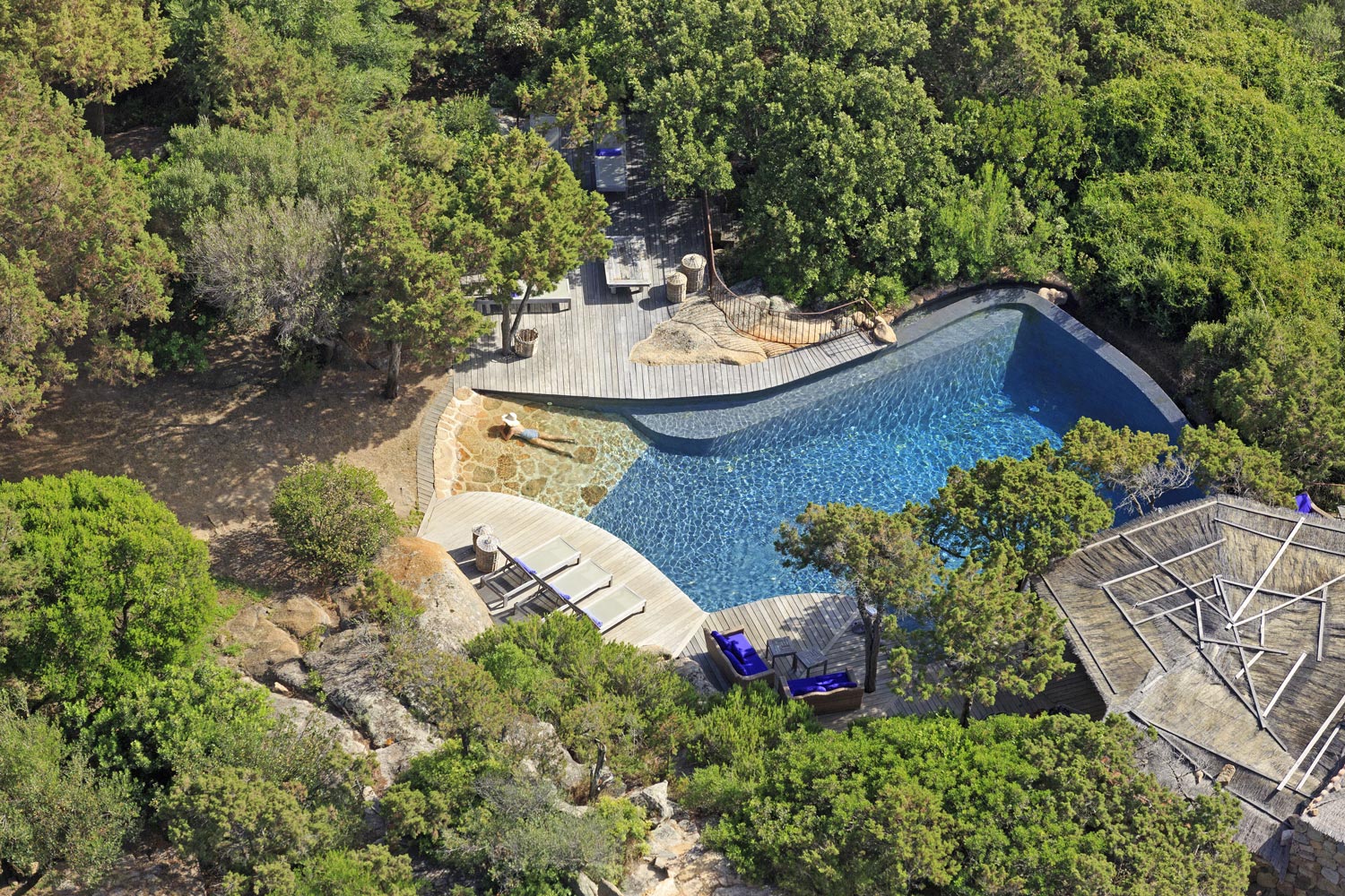 Hotels-Corse-Domaine-de-Murtoli-Maison-Eddera-@Camille-Moirenc