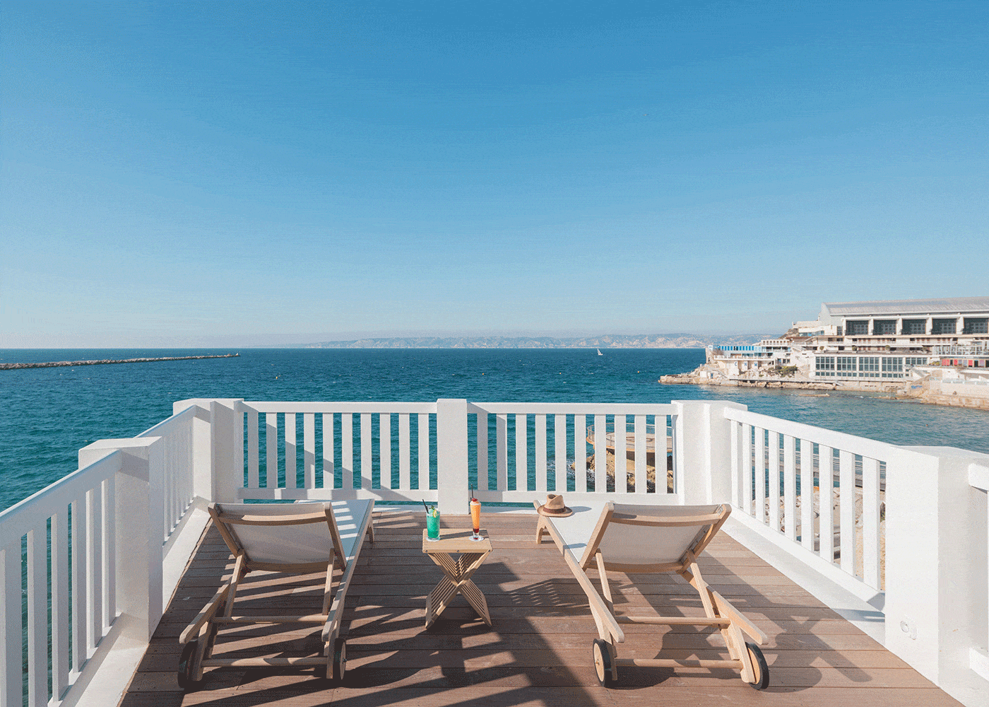 LES-BORDS-DE-MER-CHAMBRE-EXECUTIVE-GRANDE-TERRASSE