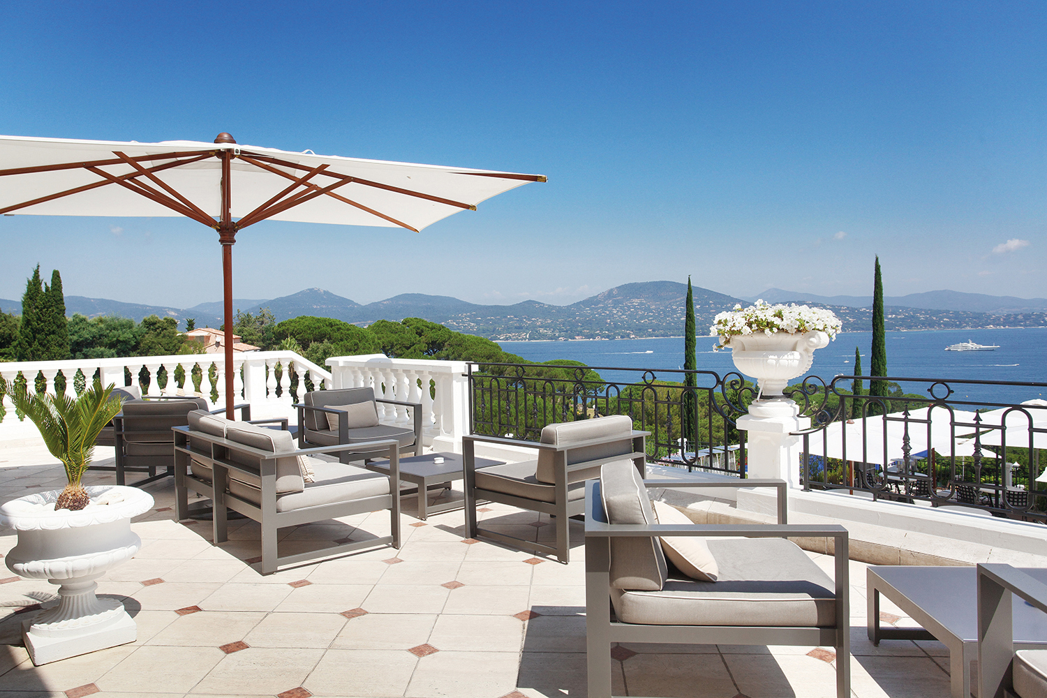 SAINT-TROPEZ racines du mythe-Villa-Belrose