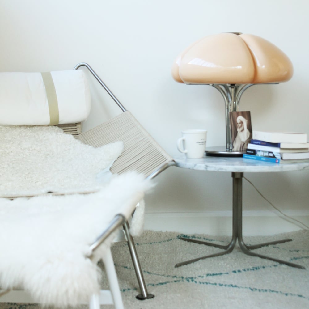Selency-Chillroom-fauteuil-lampe