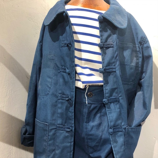 Workwear bleu de Chine par la marque marseillaise La Maison Empereur.