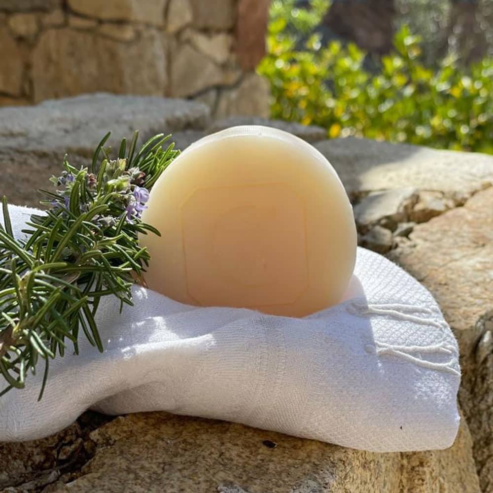 Soins solides par Casanera pour une routine beauté sans polluer.