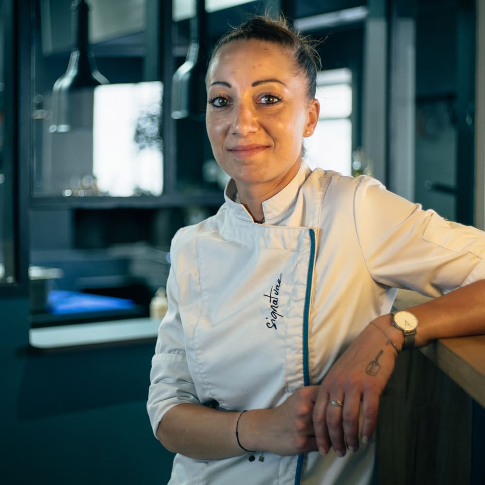 Toques-Feminines-Marseille-Coline-Faulquier-Signature