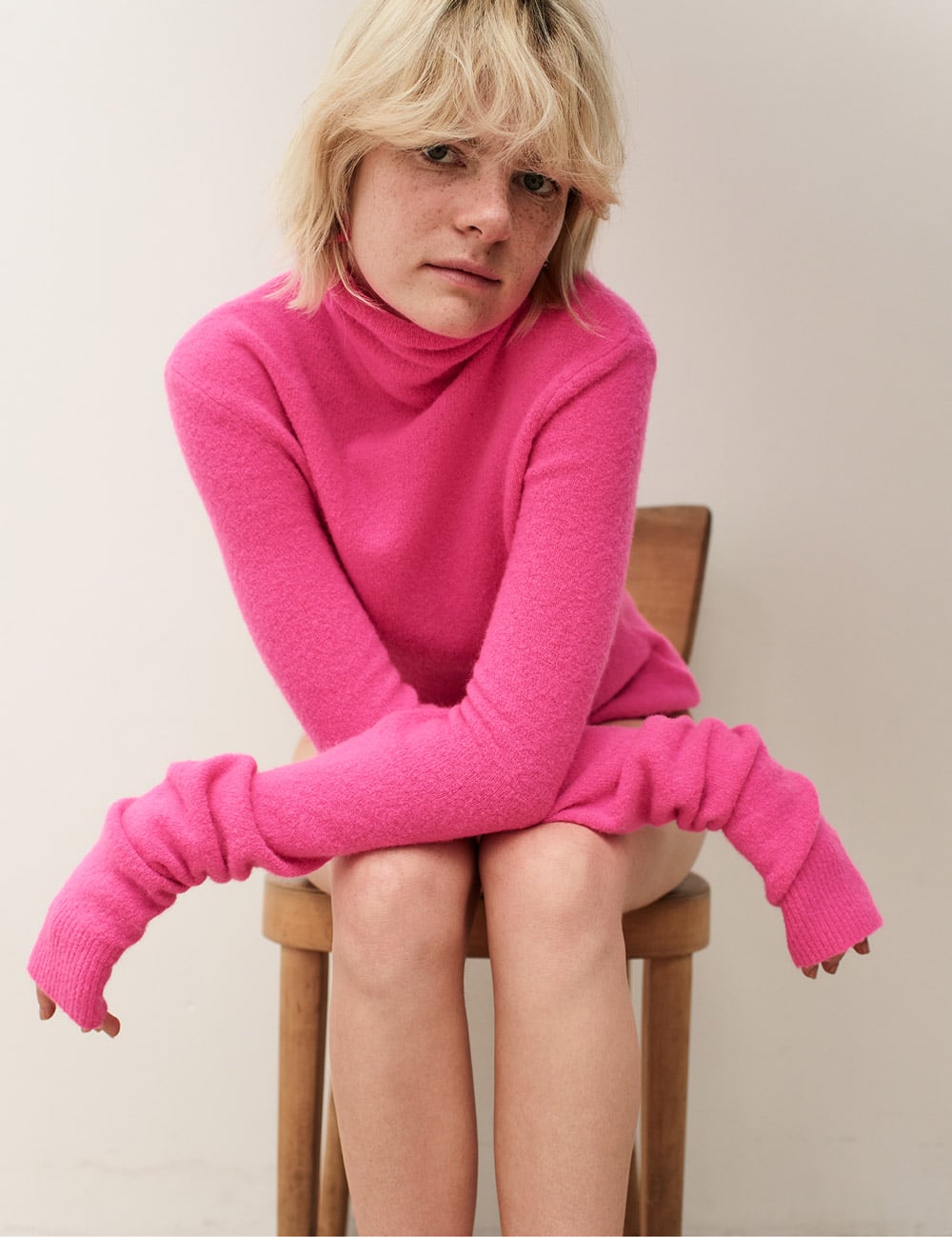 laine-fraiche-American-Vintage-pull-rose-fluo