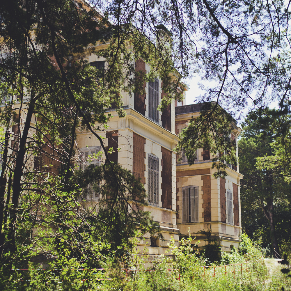 pays-de-fayence-villages-perches-chateau-bouge-terre-blanche