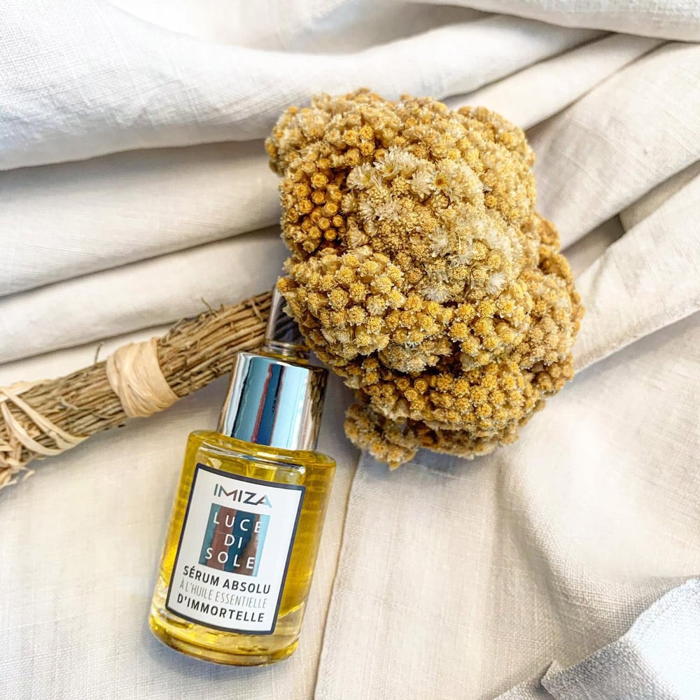 Le sérum Luce Di Sole, cosmétique corse de chez Imiza.