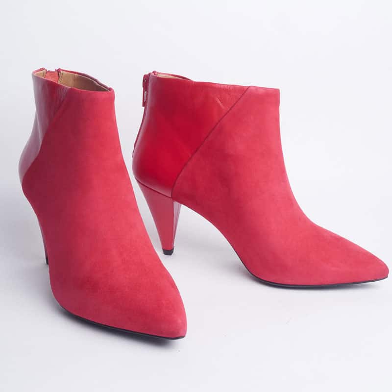 Les boots Taon rouge de chez KMassalia.