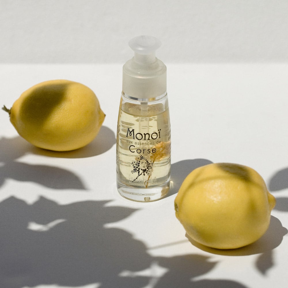 Monoï aux essences de Corse, cosmétiques de chez Donna è.