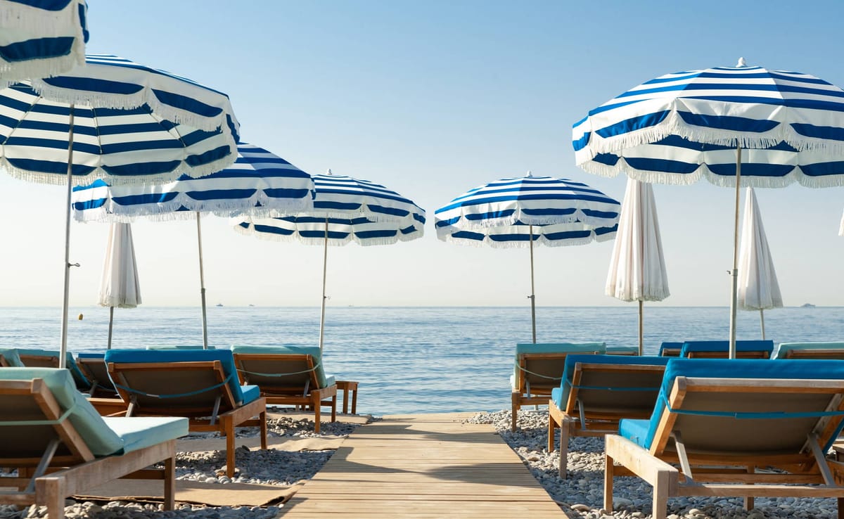 L'Amour-a-la-Plage-Nice©-Pierre-Cherrix