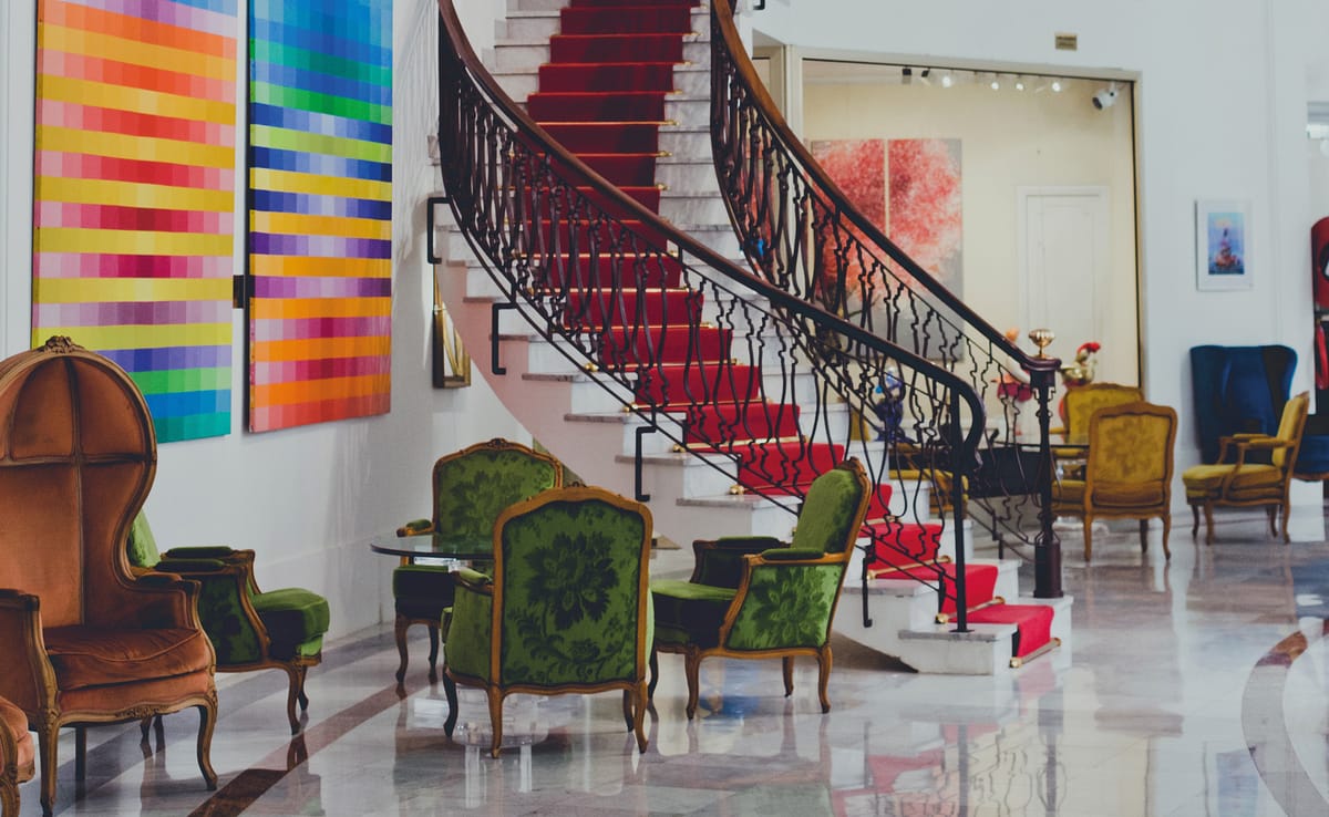 24 heures dans la vie du mythique hôtel Le Negresco Nice