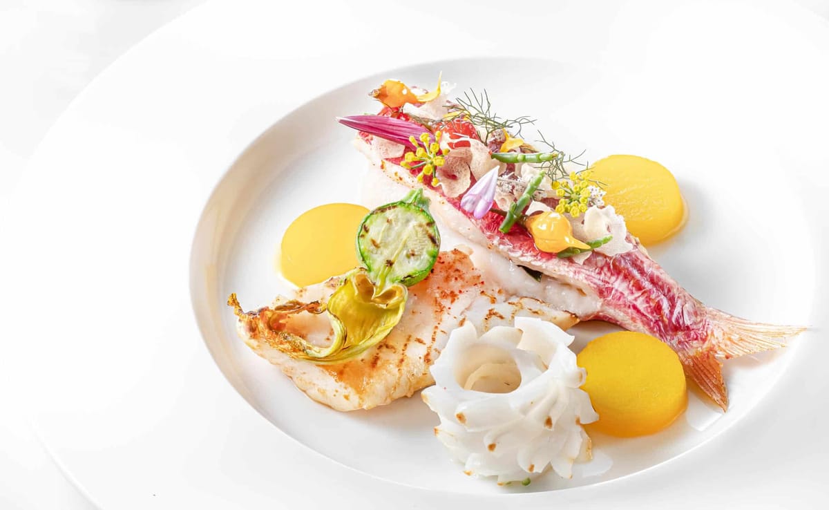 Rouget de roche, Saint-Pierre et encornet par Christophe Schmitt, nouveau chef de Terre Blanche