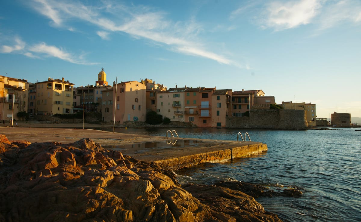 la-ponche-au-couchant-©Jean-Louis-Chaix-Ville-de-Saint-Tropez
