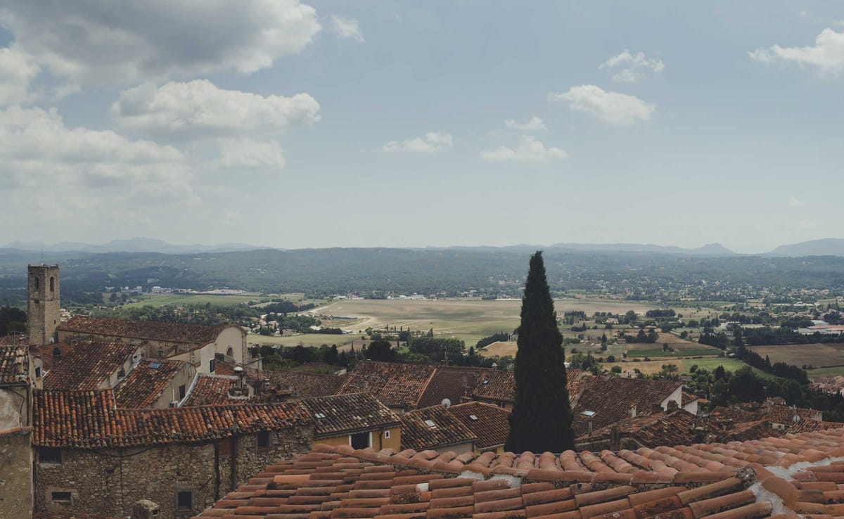 pays-fayence-dans-les-ateliers-panorama-village