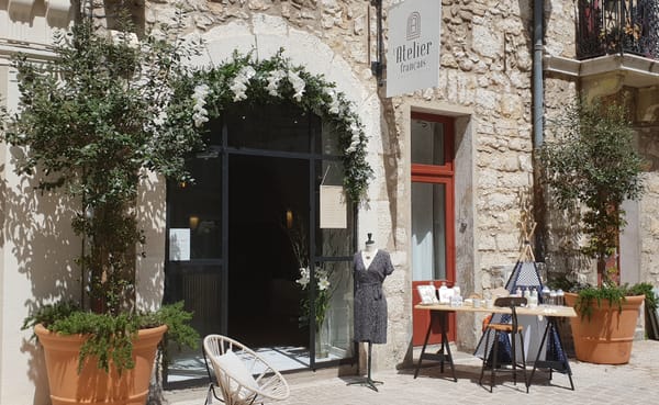 Balade-Vence-nouvelles-adresses-L'Atelier-Francais-exterieur-boutique
