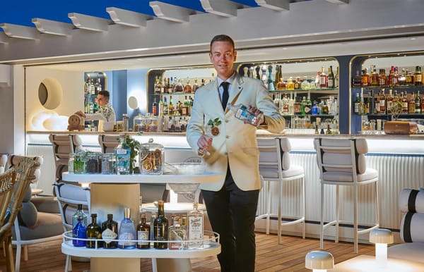 Eden-Roc Lounge Au Cap d’Antibes.