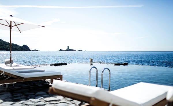 Les Roches Rouges ou le mythe Riviera