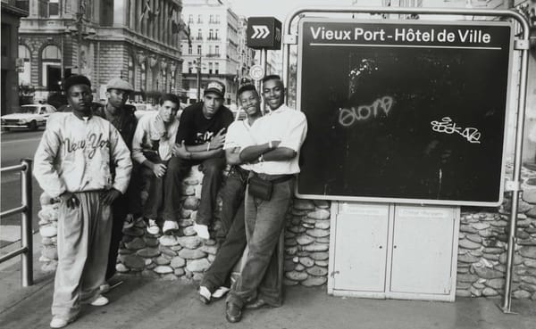 vetements-modeles-mucem-jean-pierre-maero-B-Boys-Vieux-Port-Marseille