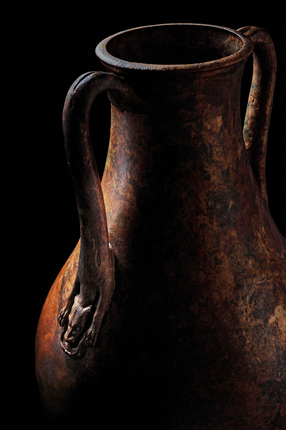 Musee Marseille Histoire exposition On n'a rien invente detail vase bronze