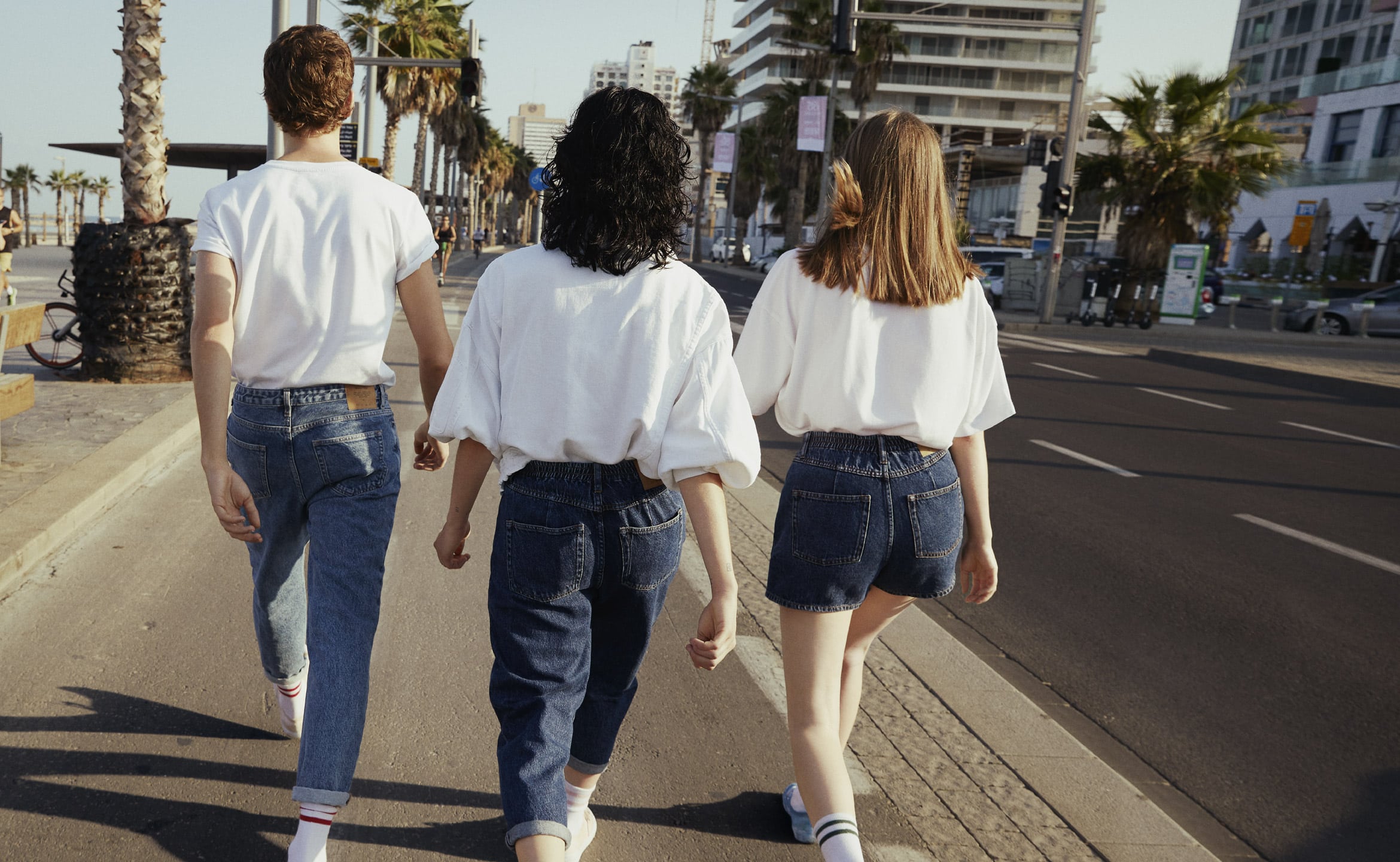 Createurs-marseille_american-vintage-tshirt-blanc-jeans
